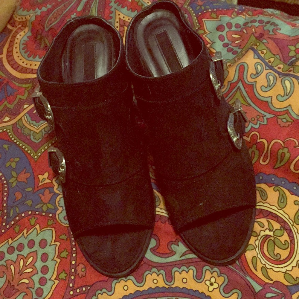 Black suede buckle peep toe heel